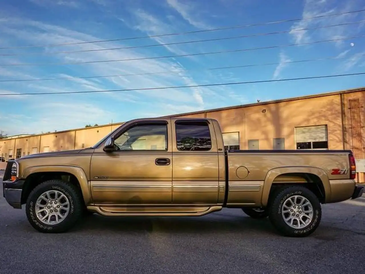 Chevrolet Silverado 1500 снимка Chevrolet Silverado 1500