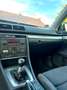 Audi A4 2.0/TÜV 10.2026/AHK/KLIMA/SHZ/KLIMA Grau - thumbnail 3