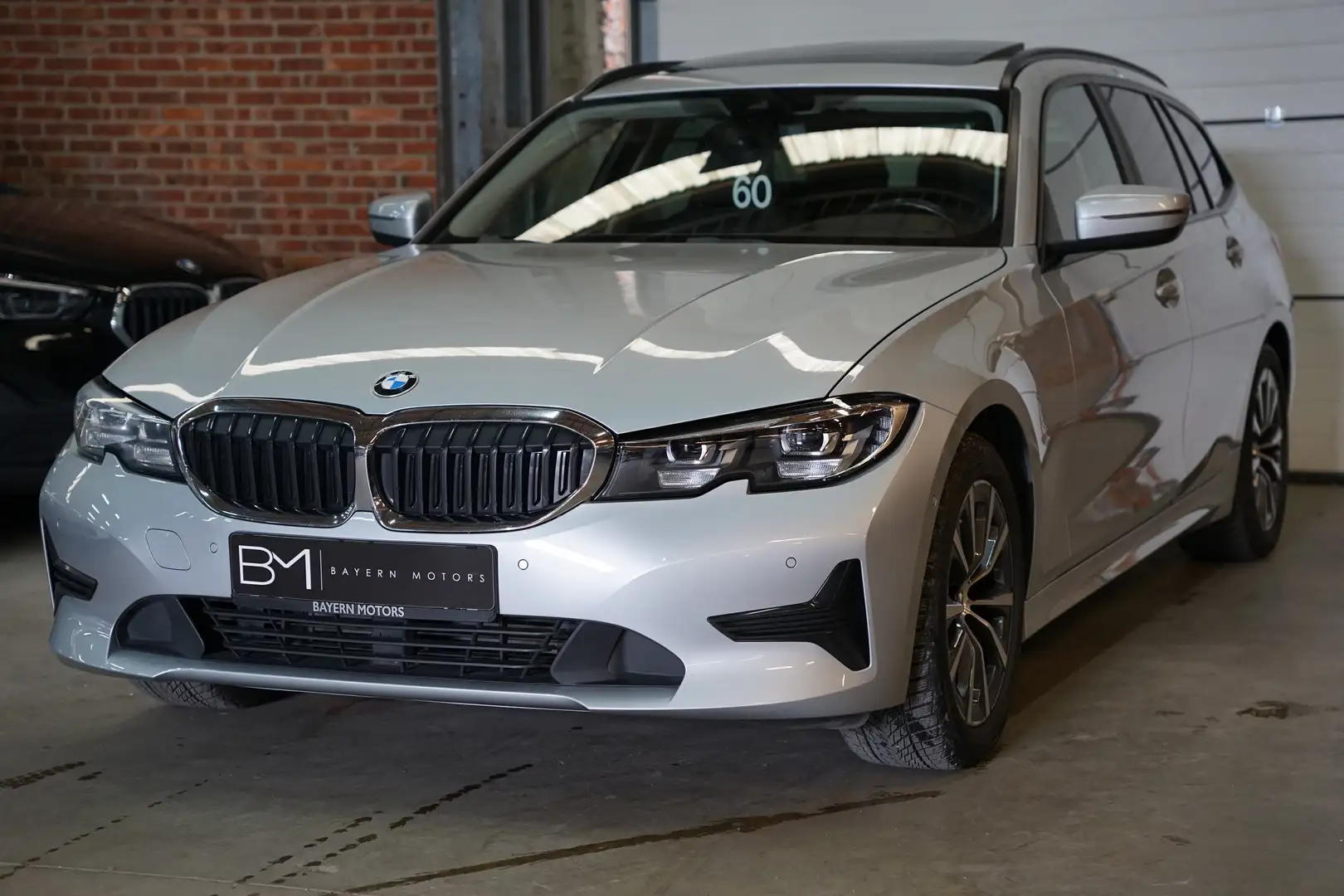 BMW 318 iA Automaat Benzine 93.000km 2020 Argent - 1