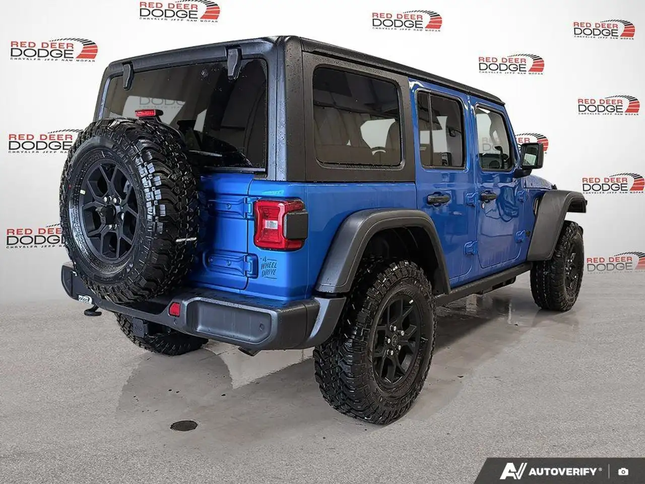 Jeep Wrangler photo Jeep Wrangler