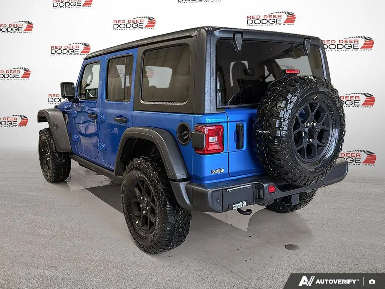 Jeep Wrangler photo Jeep Wrangler