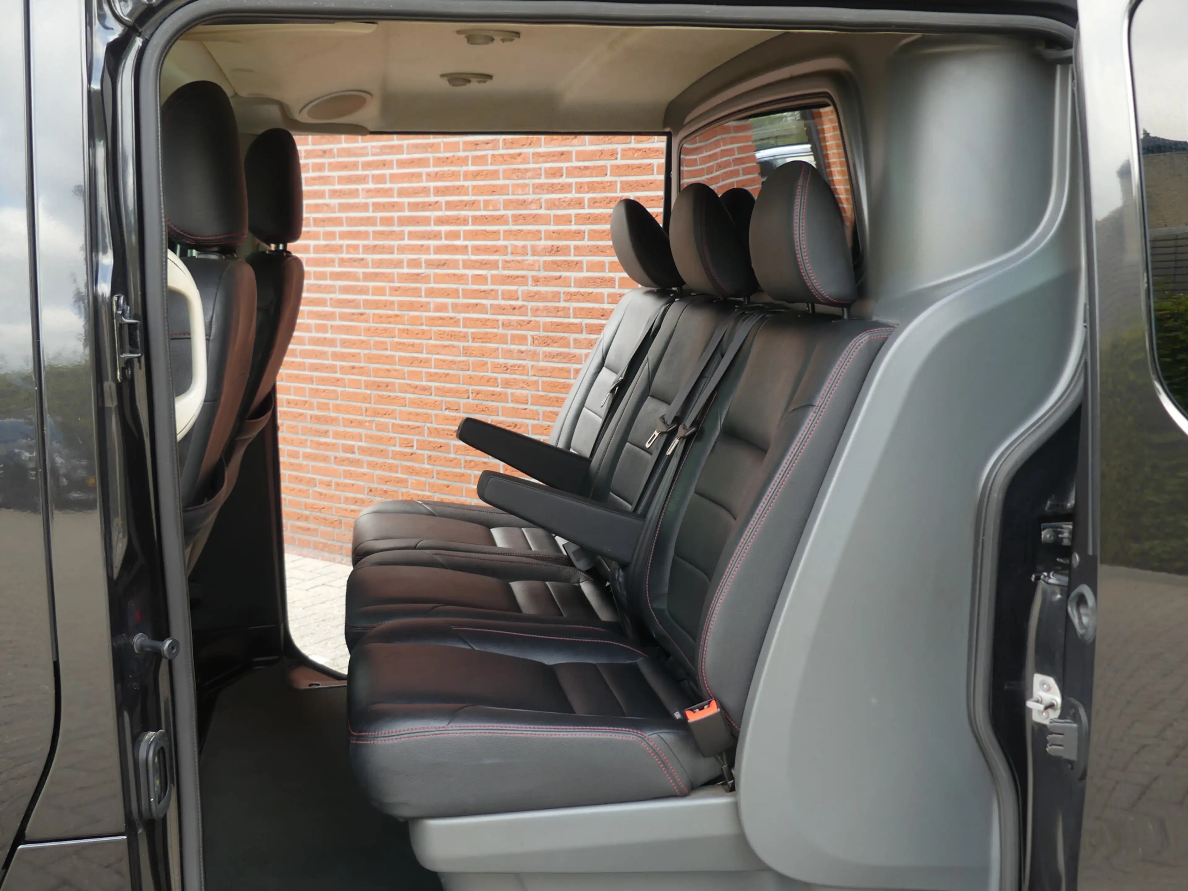 Opel Vivaro 1.6 CDTI 146PK Irmscher GT Dubbel Cabine/Dubbele s — photo 6