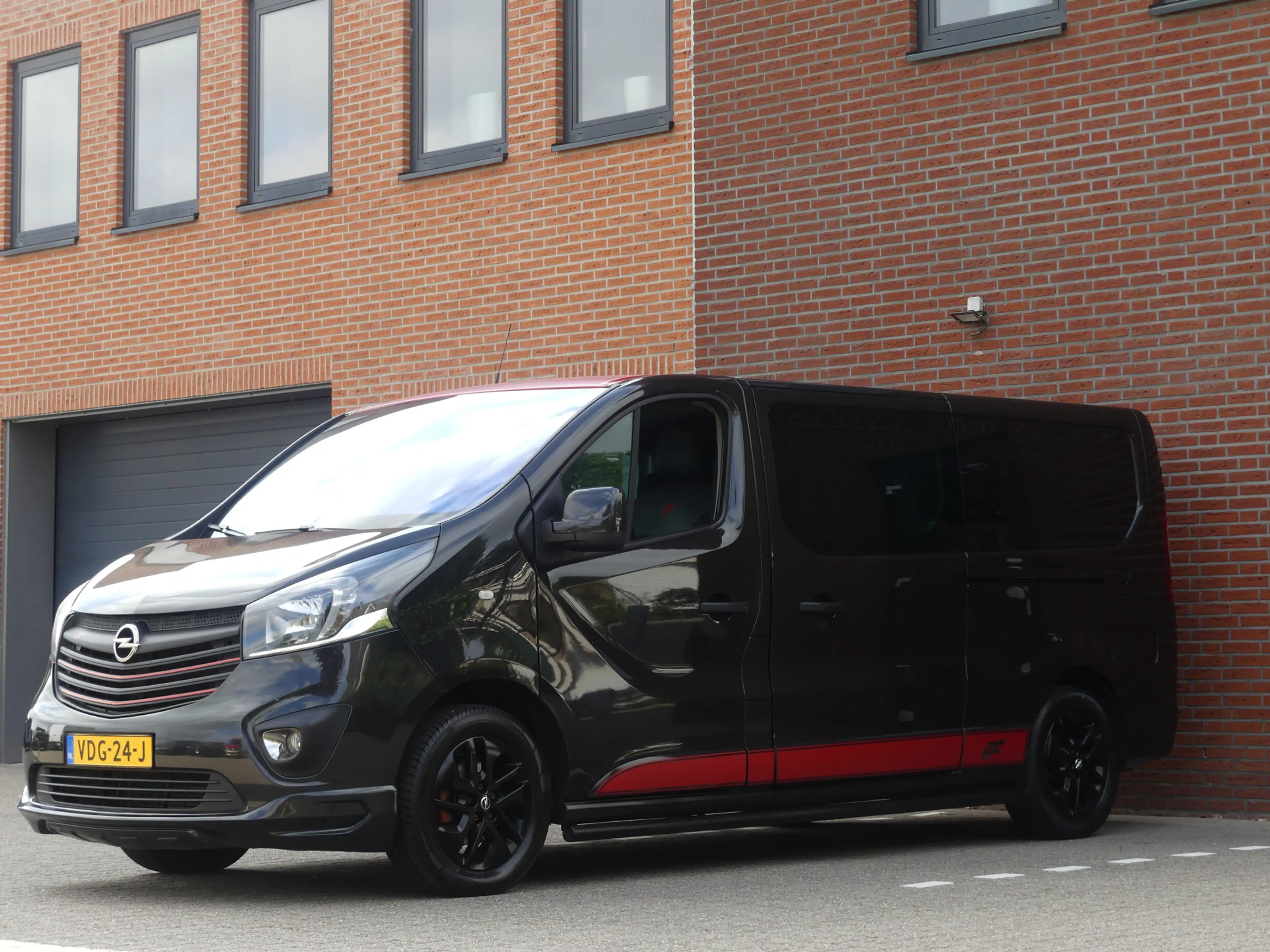 Opel Vivaro 1.6 CDTI 146PK Irmscher GT Dubbel Cabine/Dubbele s — photo 18
