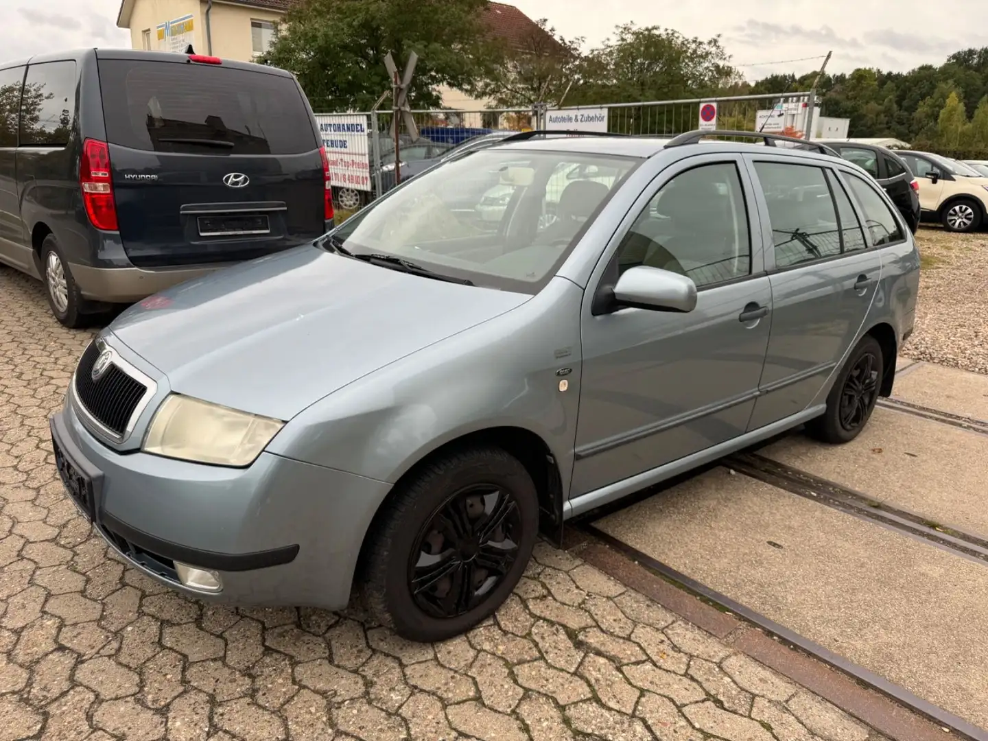 Skoda Fabia Combi 1,9 TDI*Klima*AHK*Allwetter* Modrá - 1