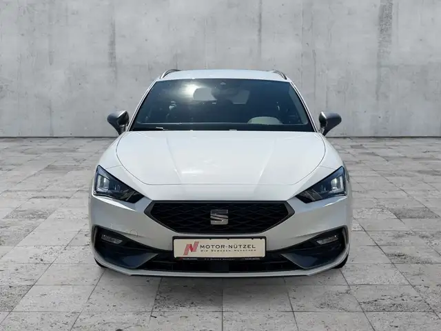 SEAT Leon view 3