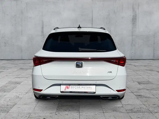 SEAT Leon view 5