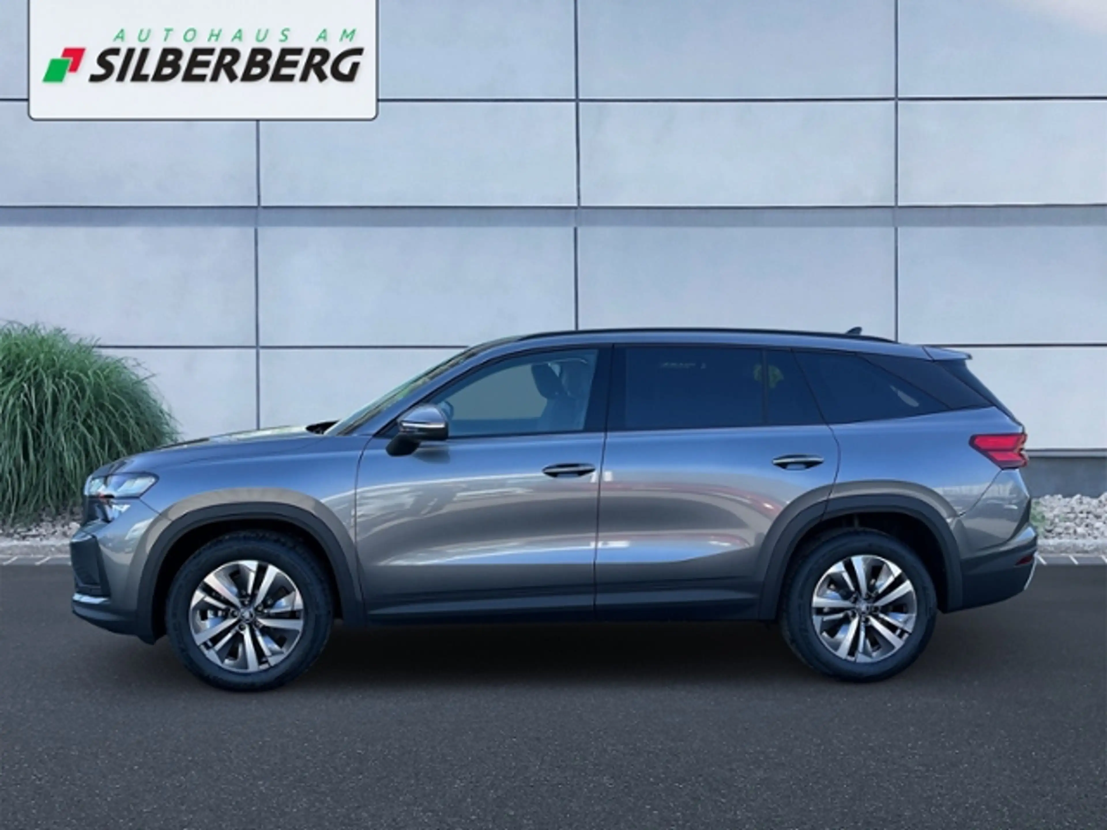 Skoda Kodiaq 2.0 TDI 150 PS DSG Selection AHK LED ACC NAVI KES — photo 3