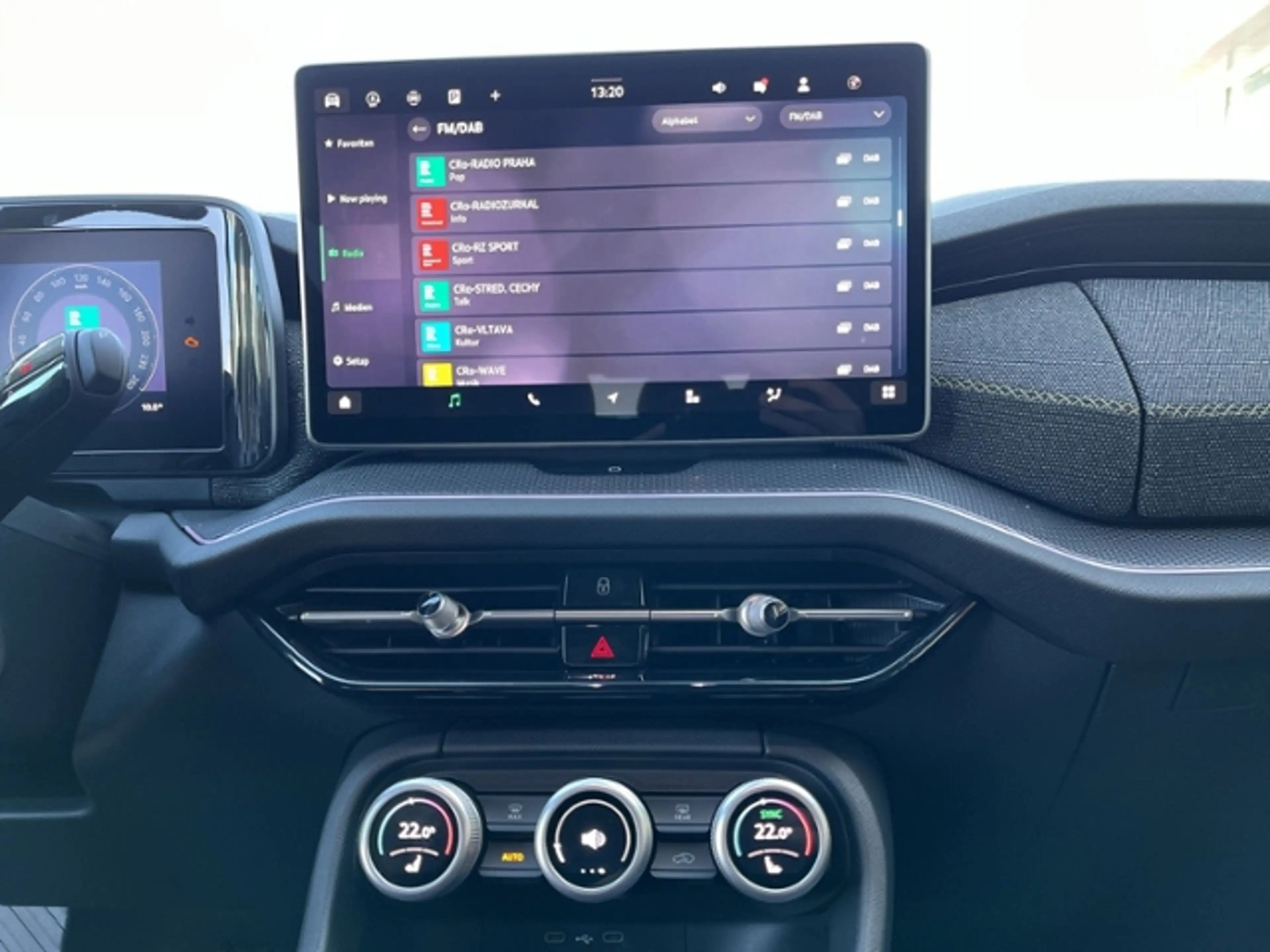 Skoda Kodiaq 2.0 TDI 150 PS DSG Selection AHK LED ACC NAVI KES — photo 14