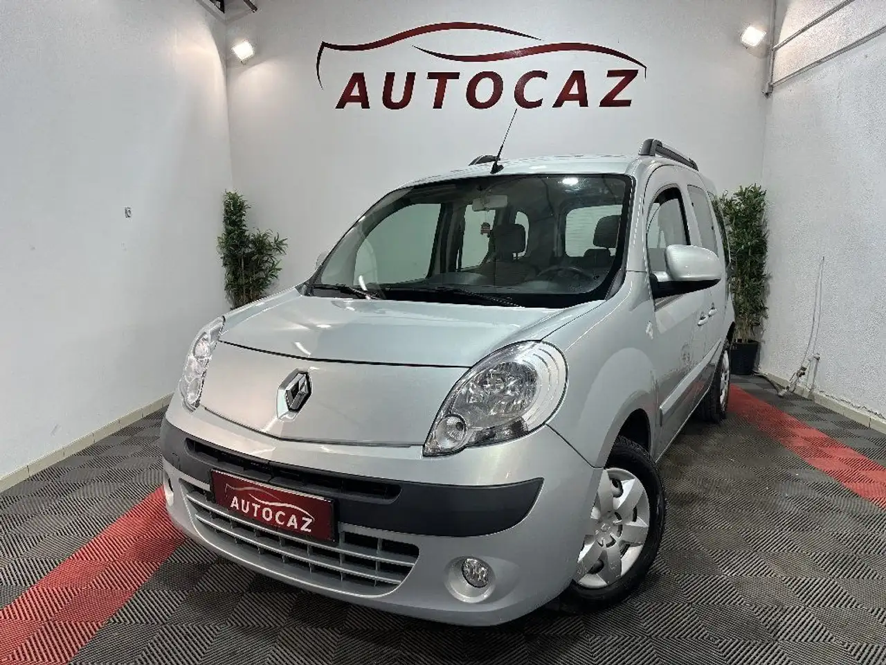 Renault Kangoo 1.6 16V 105 TomTom +108000KMS+ATTELAGE