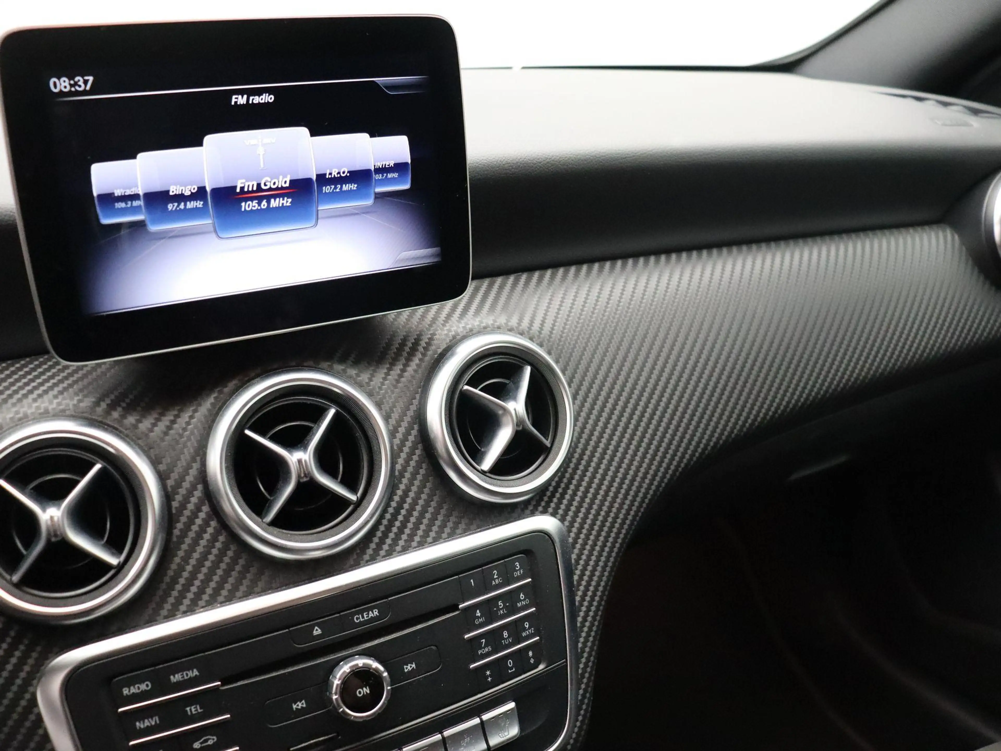 Mercedes-Benz A 180 A AMG LINE + DCT+NAVI+PDC — photo 13