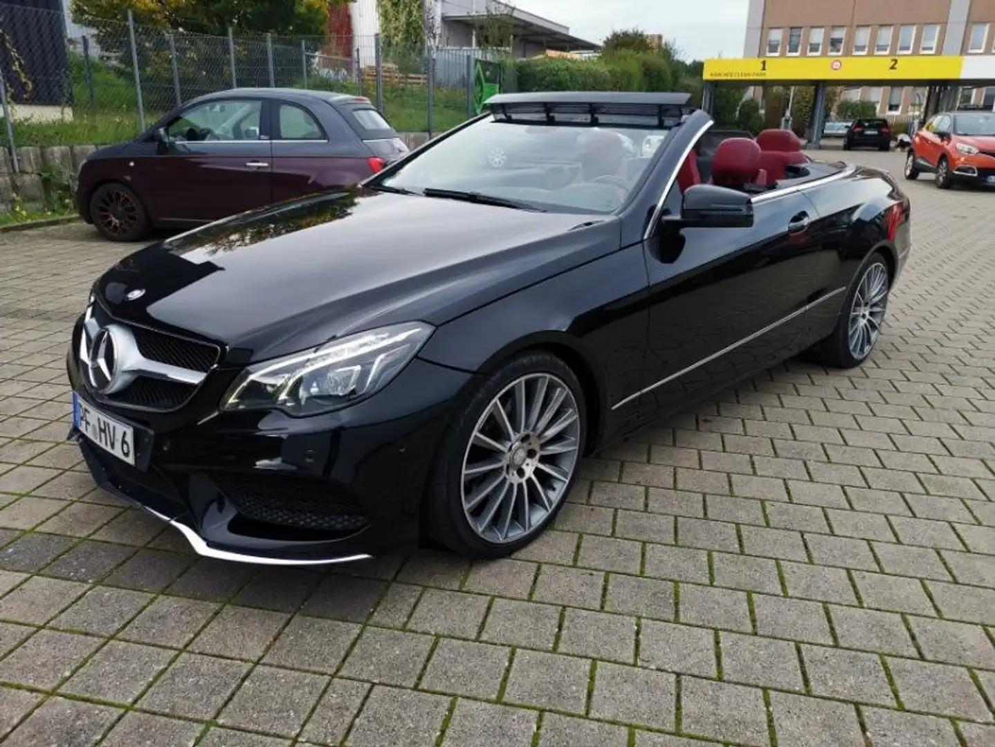 Mercedes-Benz E 220 AMG Line Automatik Navi 2 Hand Leder Neu Tüv Schwarz - 2