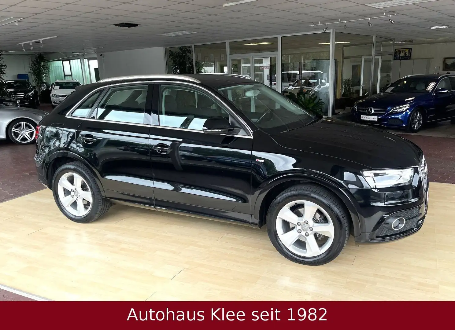 Audi Q3 2.0 TFSI S-tronic quattro S Line *AHK*1.Hd* - 2