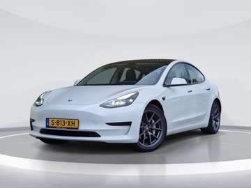 Standard RWD Plus 60 kWh |CAMERA|STUUR+STOELVW. |E