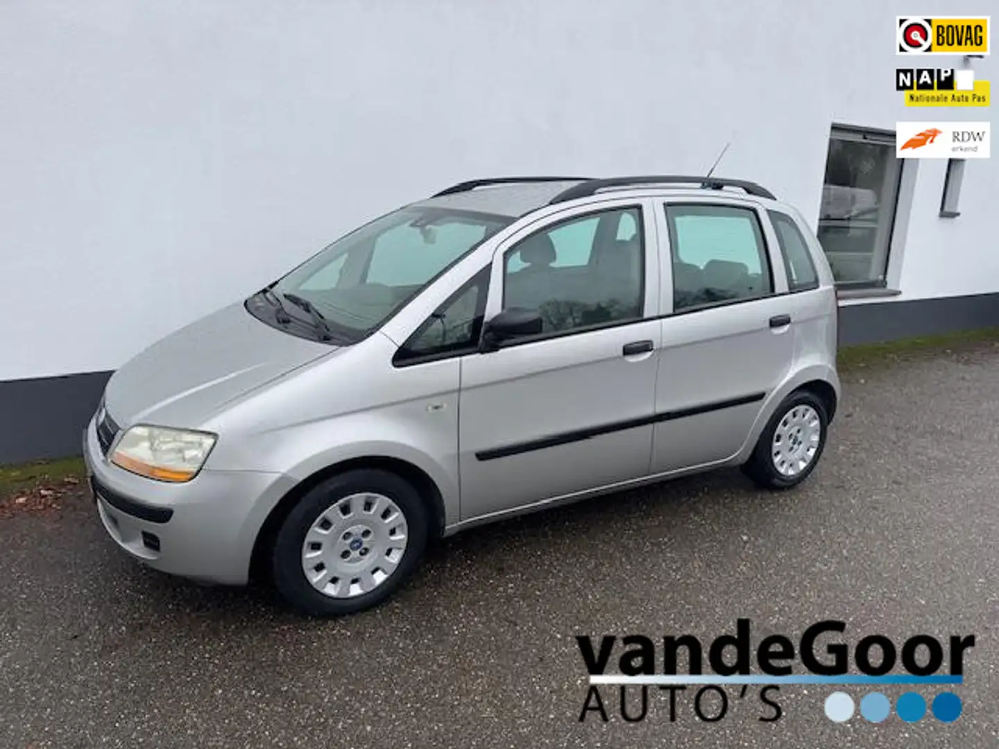 Fiat Idea 1.4-16V Active, '05, 5-drs, trekhaak, nwe. apk, ne Grau - 1