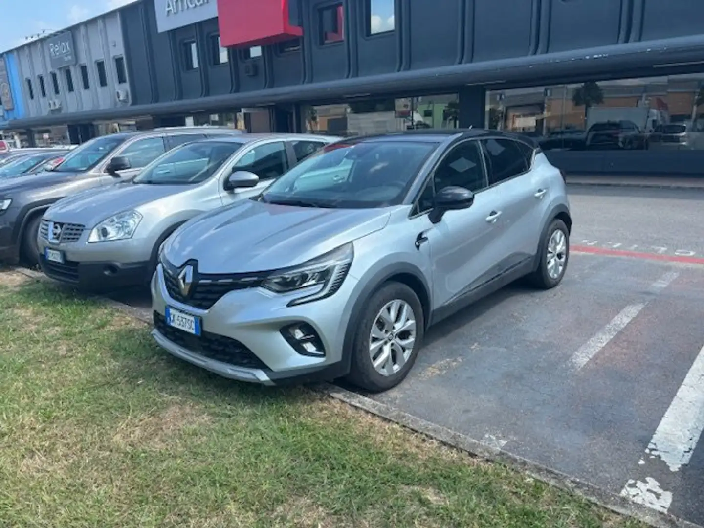 Renault Captur Hybrid E-Tech 145 CV Evolution Argento - 1