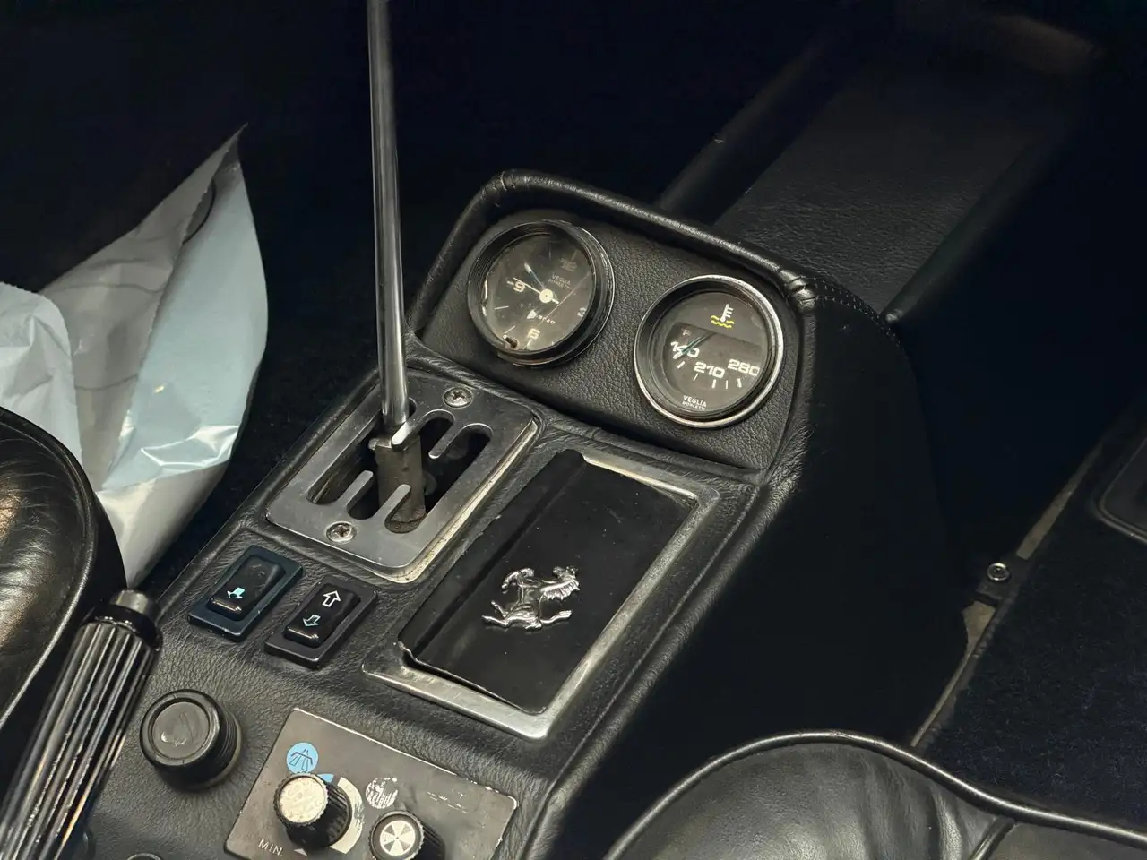 Ferrari 308 GT Spider Inj. - Giallo Nuovo Fly - Zwart leder, foto 9