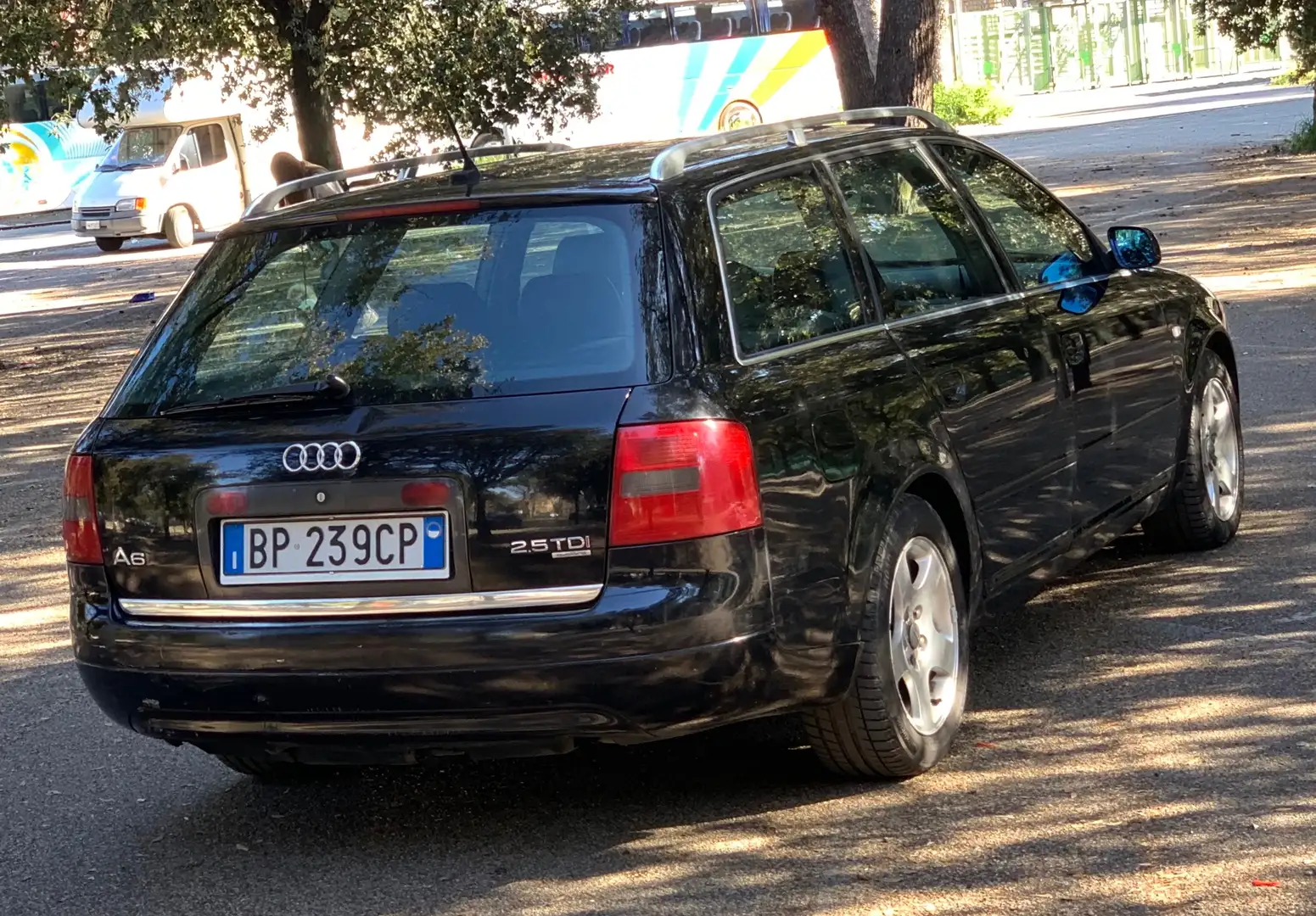 Audi A6 2.5V6 tdi Nero - 2
