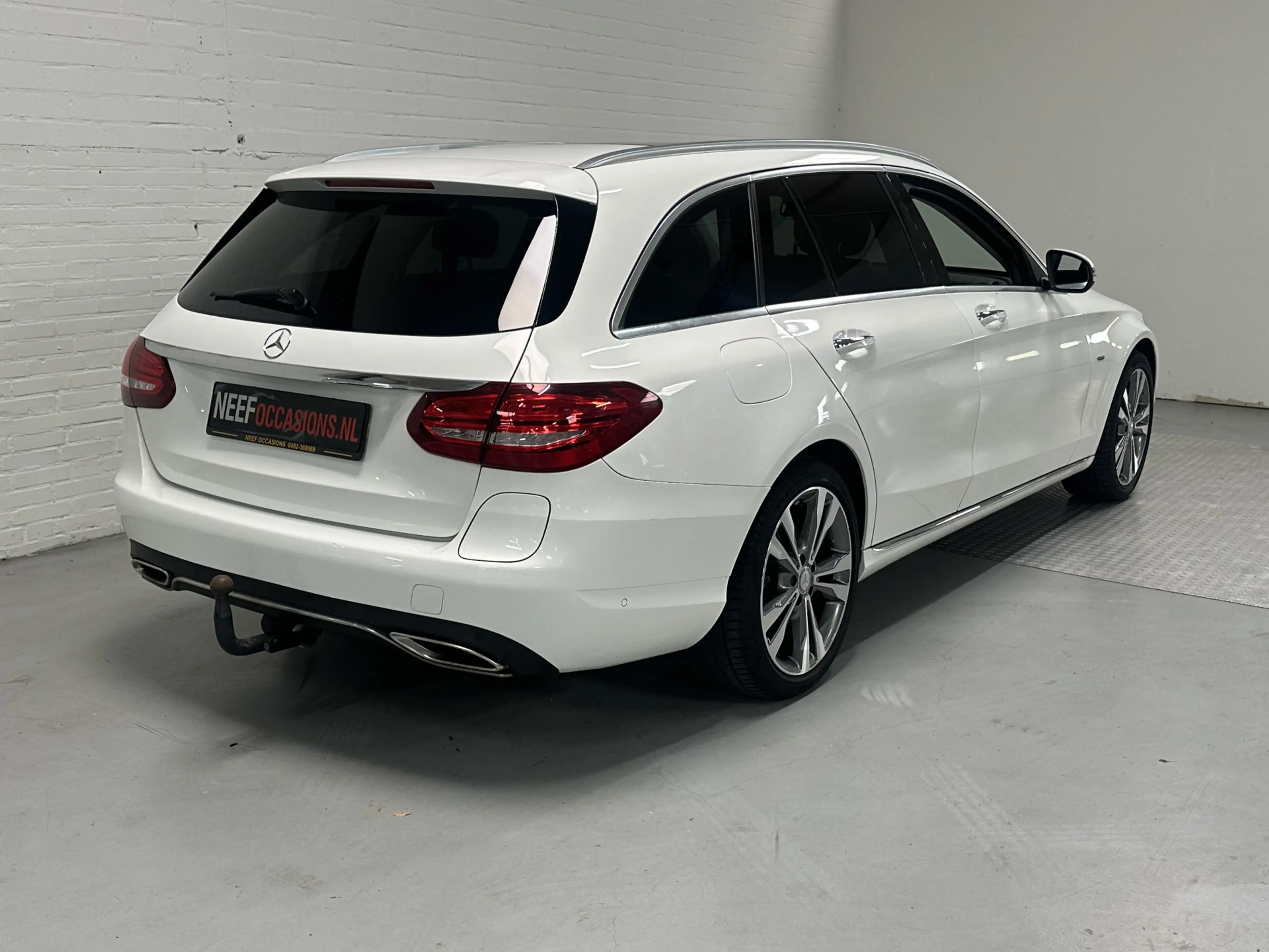 Mercedes-Benz C 350 e CAMERA 360 / TREKHAAK / PANO — photo 8