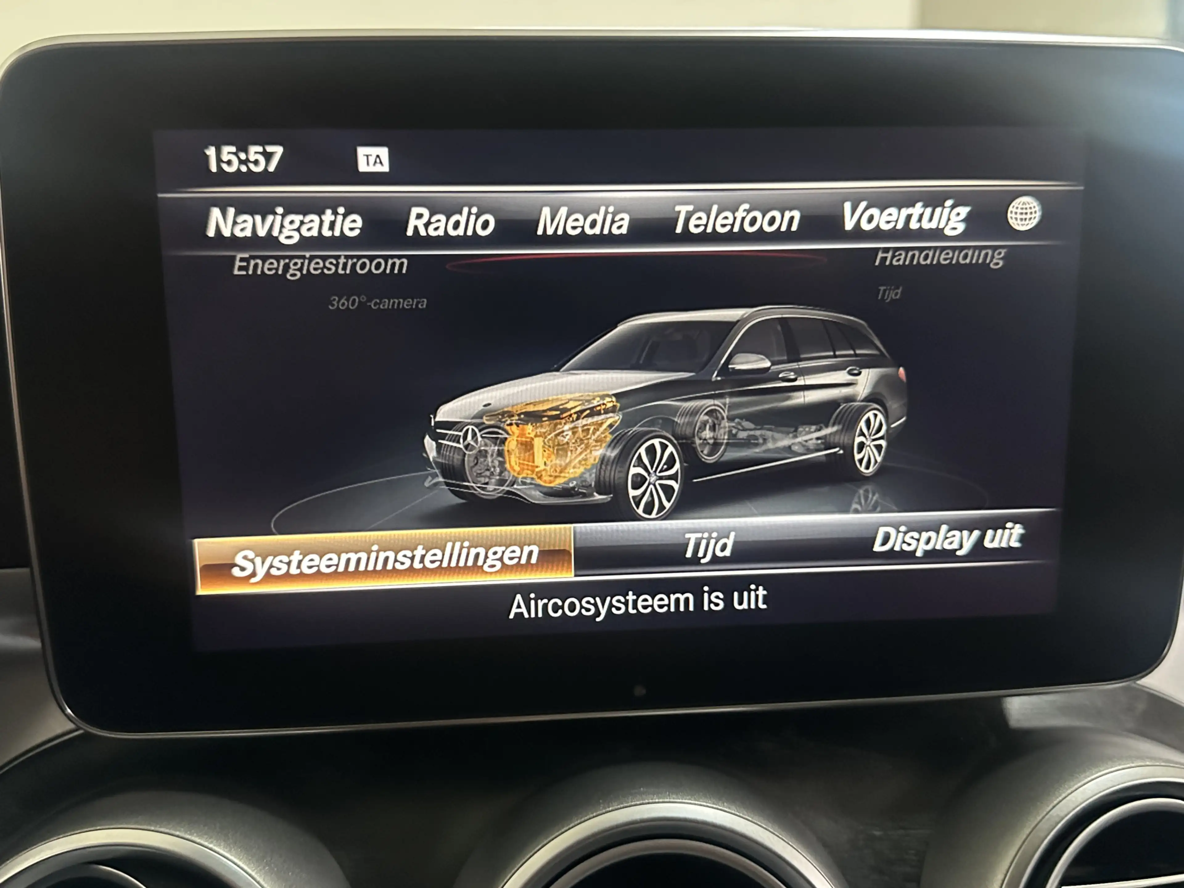 Mercedes-Benz C 350 e CAMERA 360 / TREKHAAK / PANO — photo 19