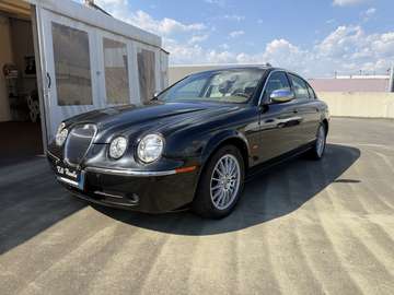 3.0 V6 Executive