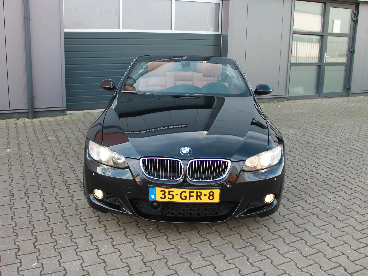 BMW 335 335i Noir - 2