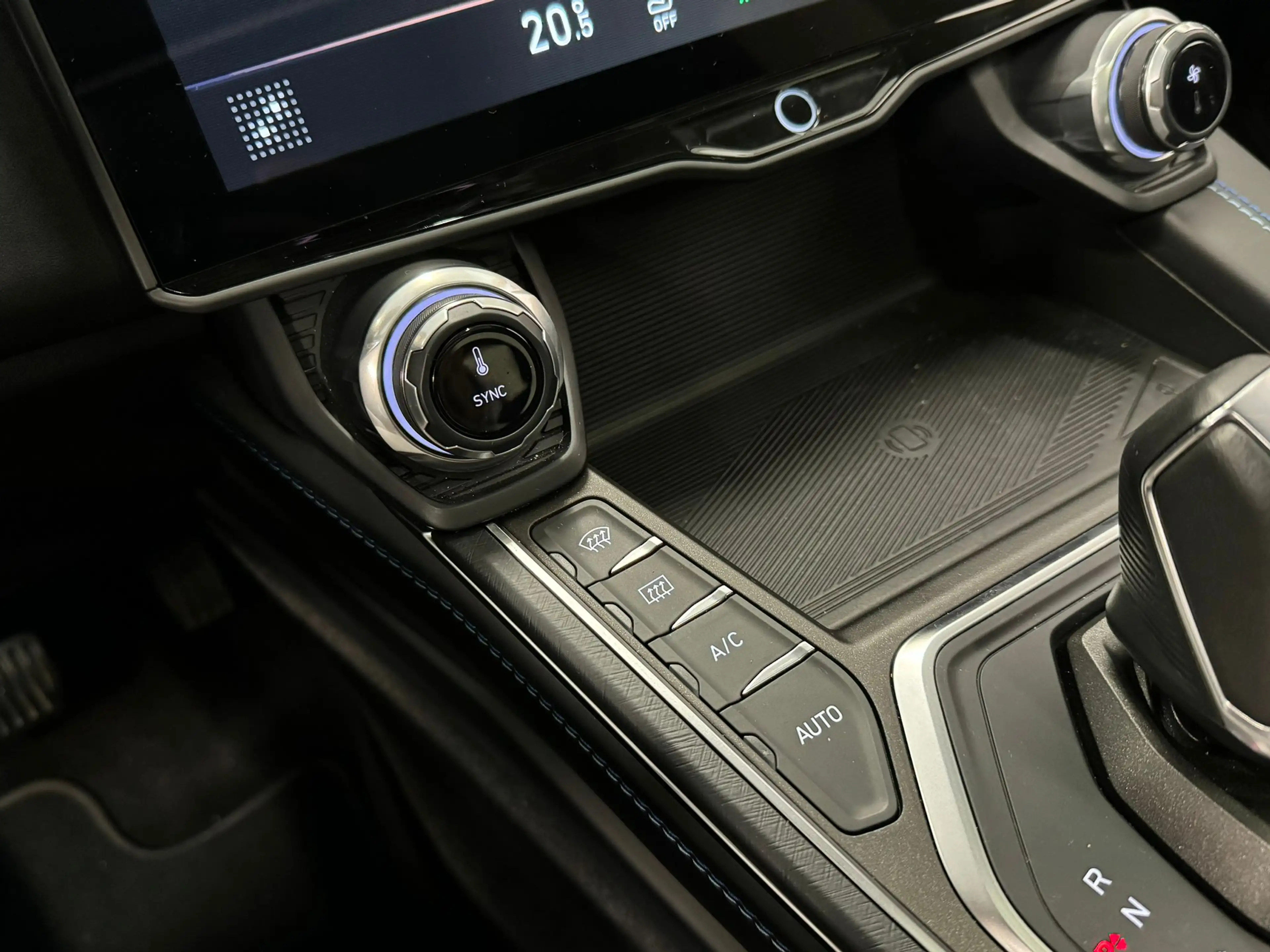 Lynk & Co 01 1.5 | 360 Camera | Panoramadak | Apple Carplay/And — photo 31