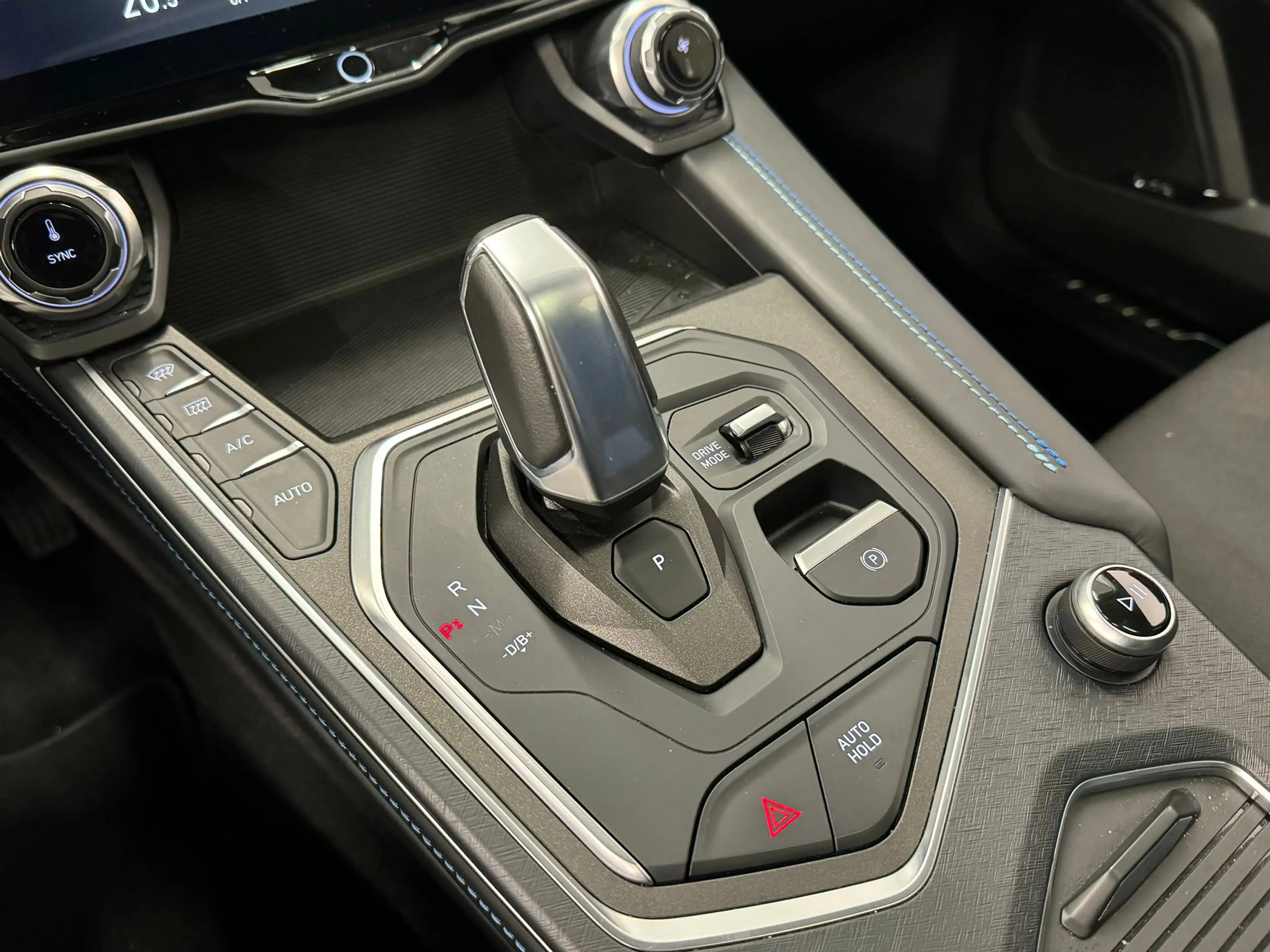 Lynk & Co 01 1.5 | 360 Camera | Panoramadak | Apple Carplay/And — photo 32