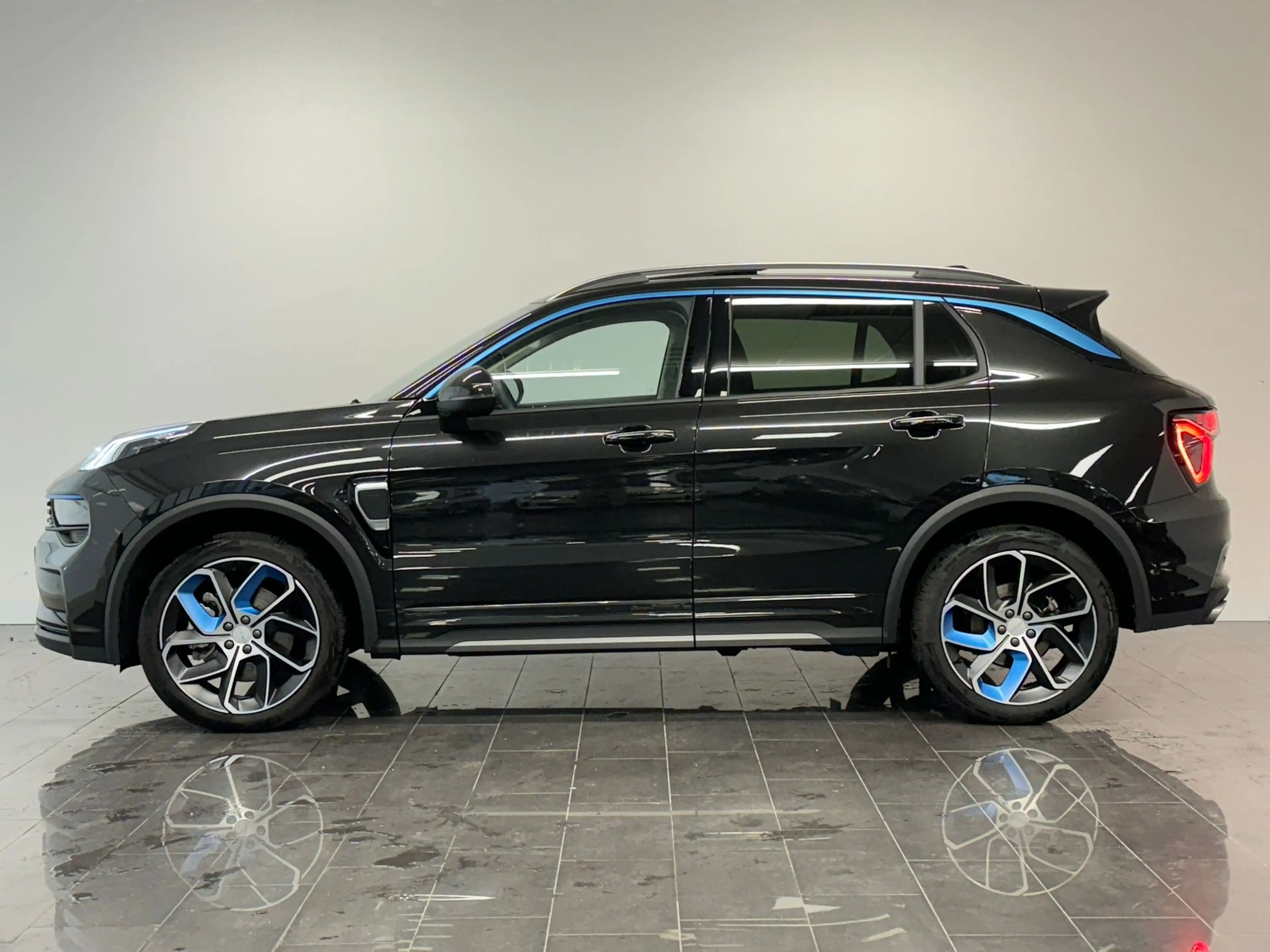 Lynk & Co 01 1.5 | 360 Camera | Panoramadak | Apple Carplay/And — photo 5