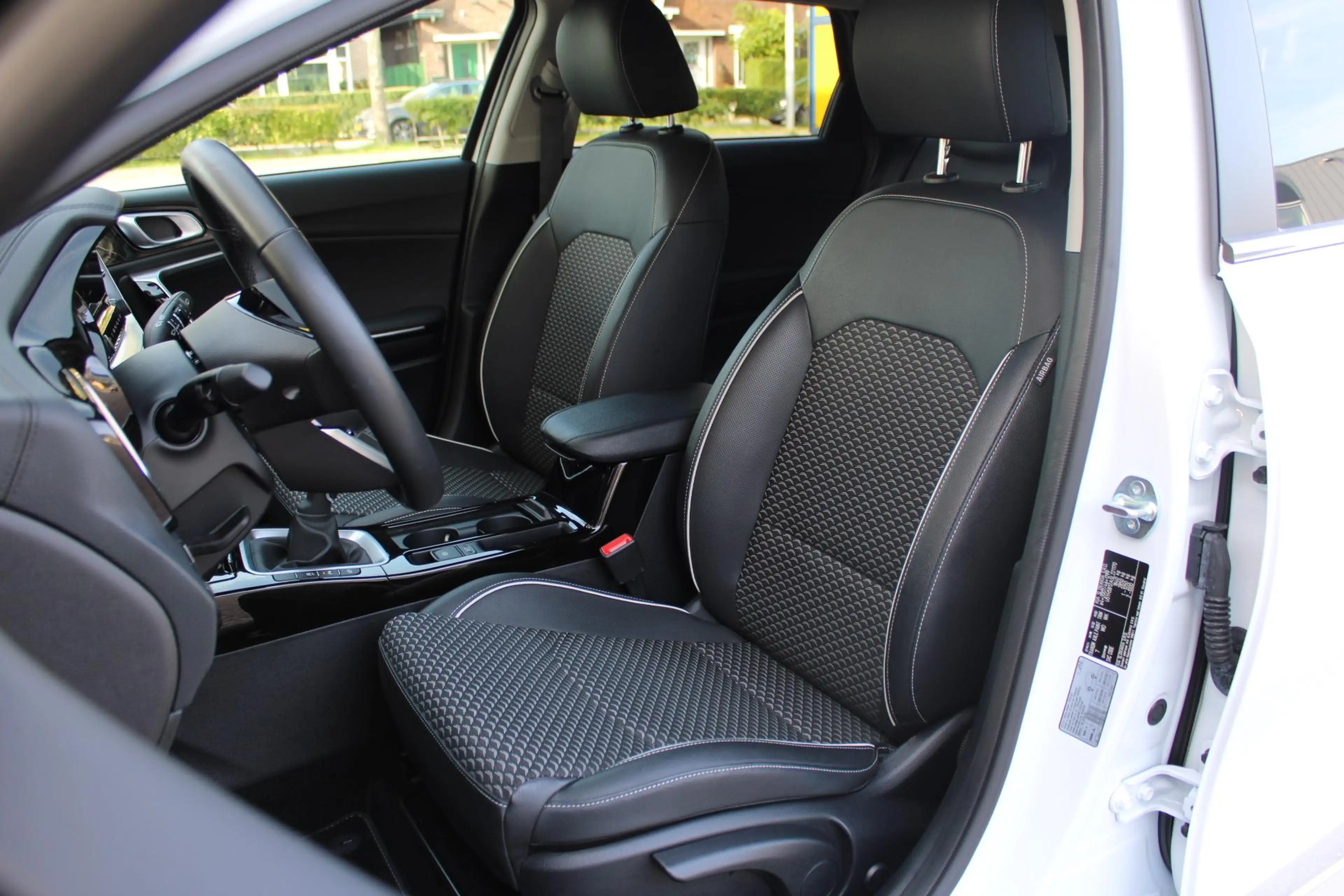 Kia Ceed SW / cee'd SW Sportswagon 1.0 T-GDi DynamicPlusLine — photo 4