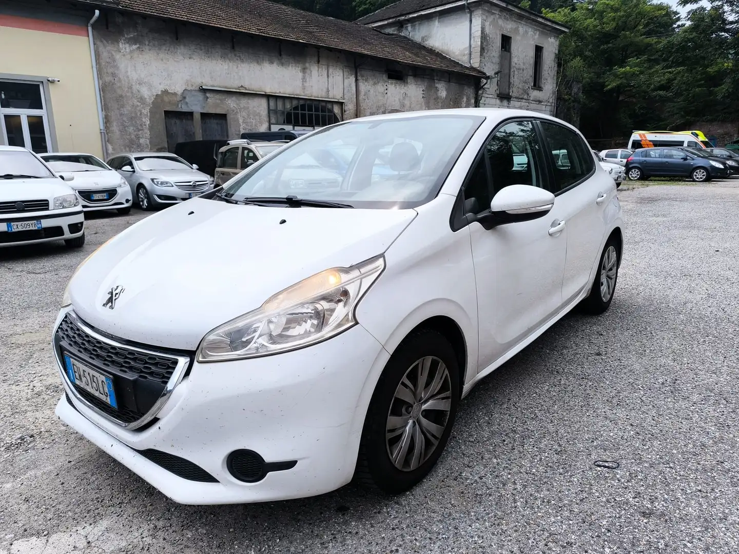 Peugeot 208 208 I 2012 5p 1.0 12v Access adatta a neop. Bianco - 1