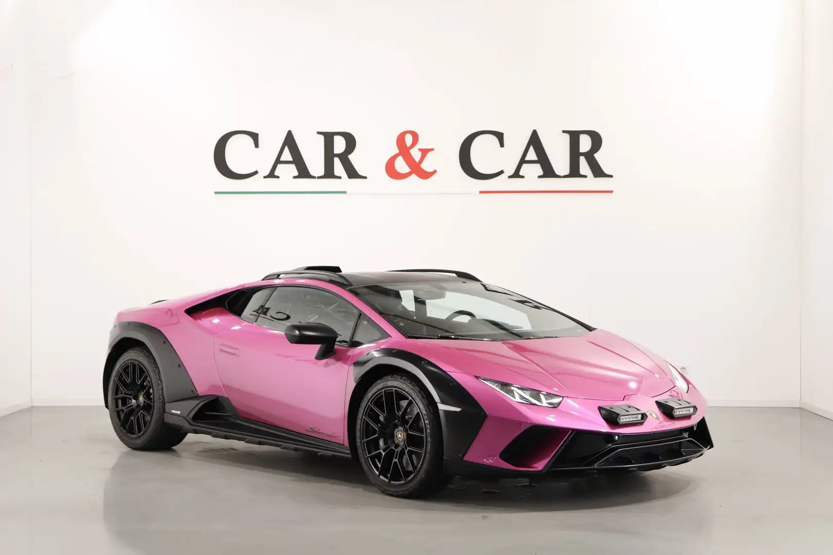 Lamborghini Huracán Sterrato 1 of 1499 Lilla - 1