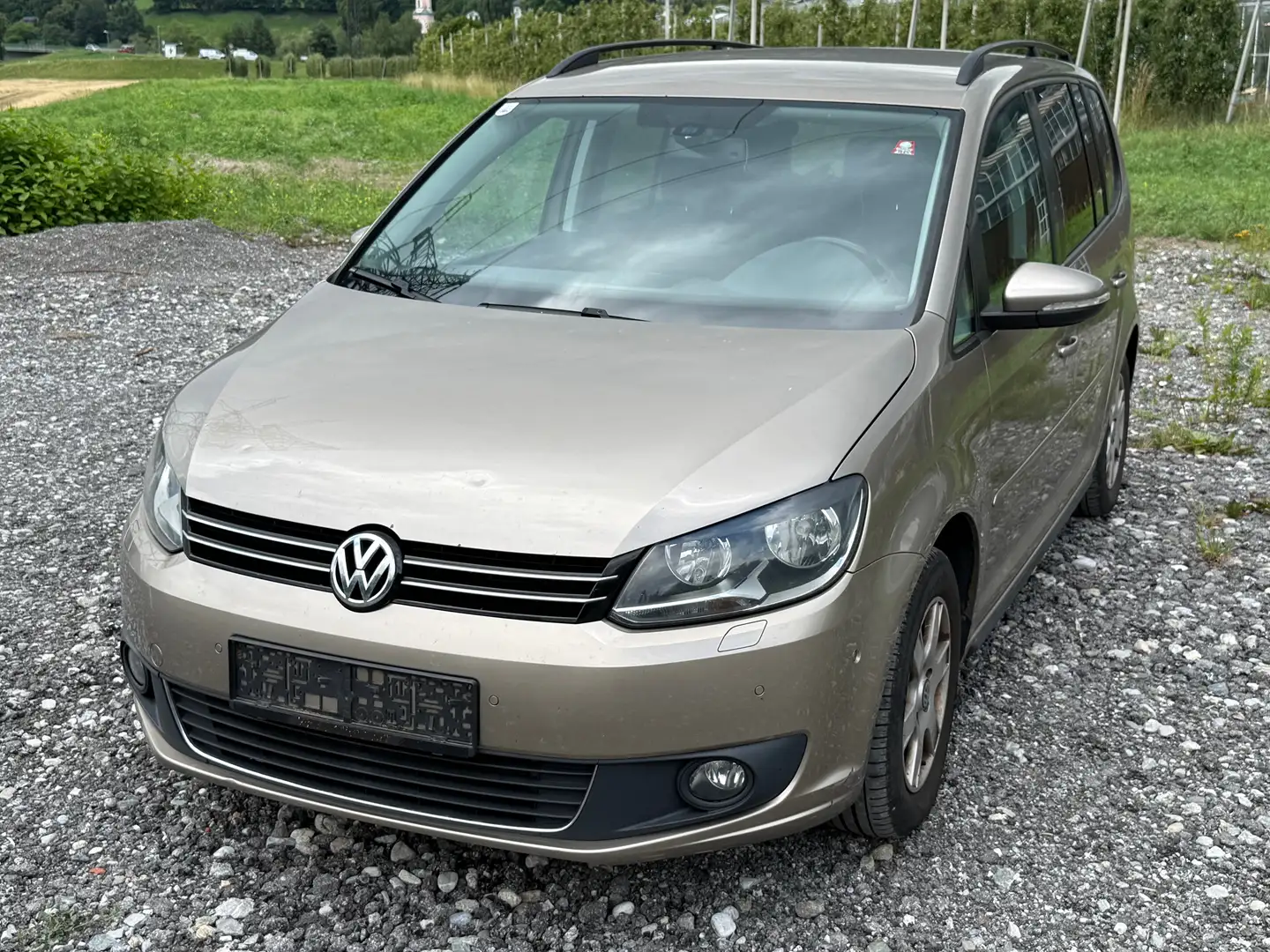 Volkswagen Touran 1.6 TDI Comfortline Beige - 1