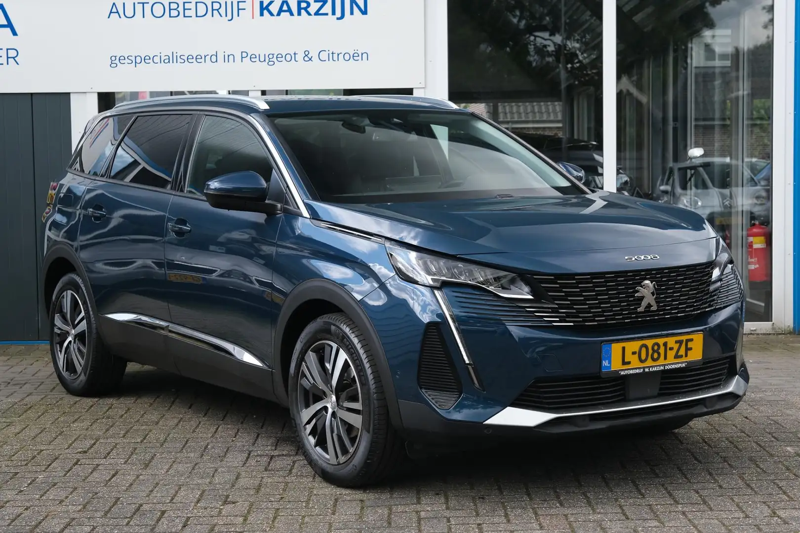 Peugeot 5008 1.2 PureTech Blue Lease Allure; 7- persoons uitvoe Blauw - 2