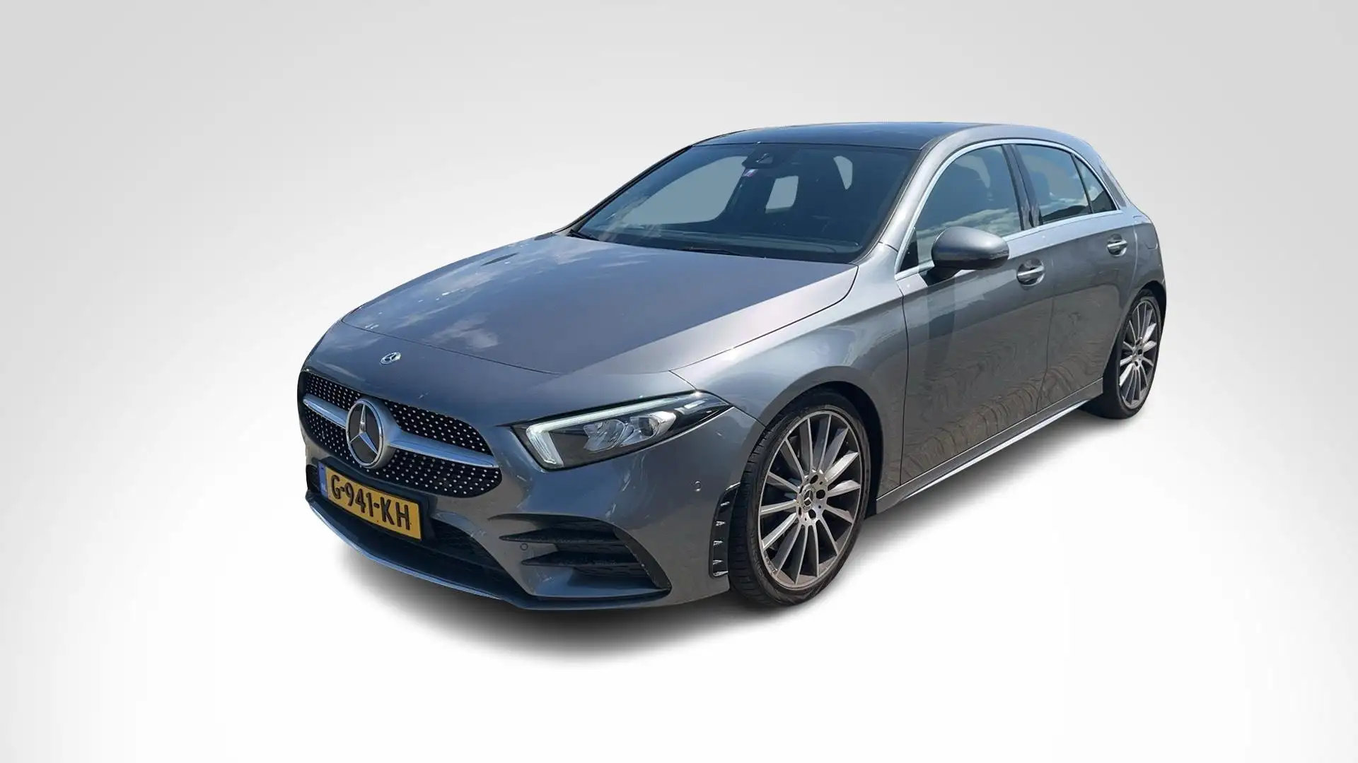 Mercedes-Benz A 250 A Automaat AMG Line | Panoramadak | Parktronic | L Grijs - 1