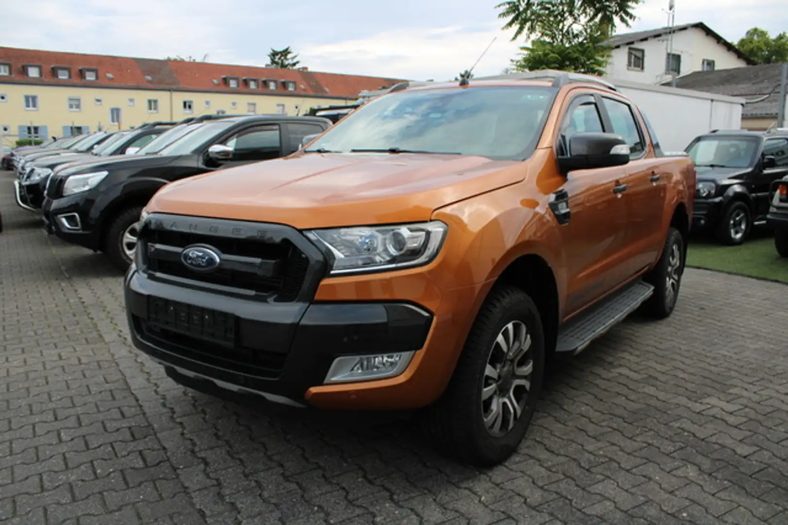 Ford Ranger 3.2 Wildtrak DoKa 4x4 Vollausstattung*Automatik Orange - 2