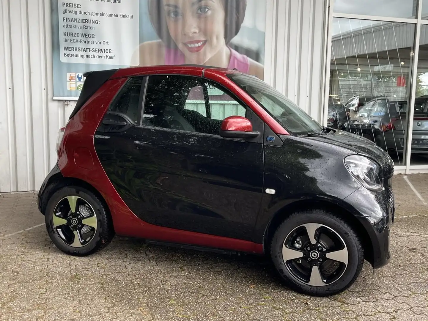 smart forTwo EQ cabrio*EXCLUSIVE*22kW*CAM*MEDIA*SHZ*ALU*ALLW*LE Schwarz - 2