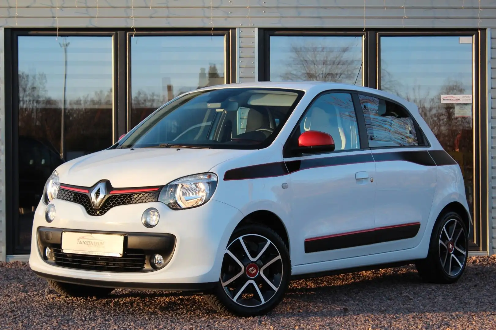 Renault Twingo Luxe*Service Neu*Klima*Navi*Sitzhzg.*Top Blanco - 2