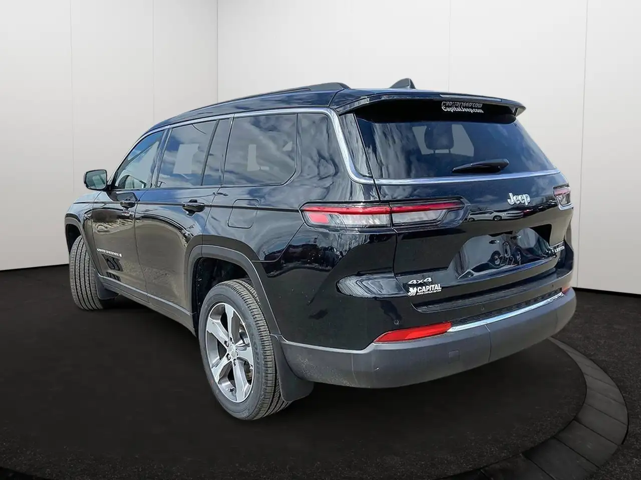 Jeep Grand Cherokee снимка Jeep Grand Cherokee