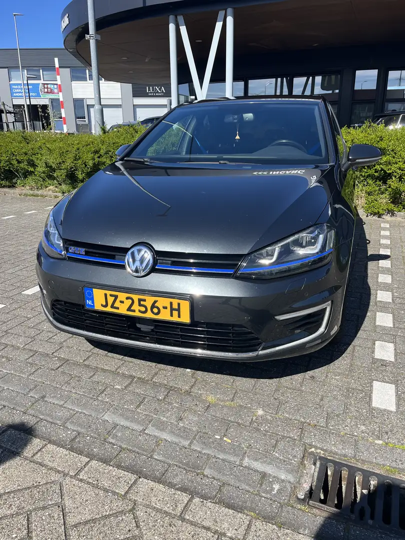 Volkswagen Golf Golf 7 GTE - 205pk - Stoel verw - Blauwe Gordels Grijs - 2