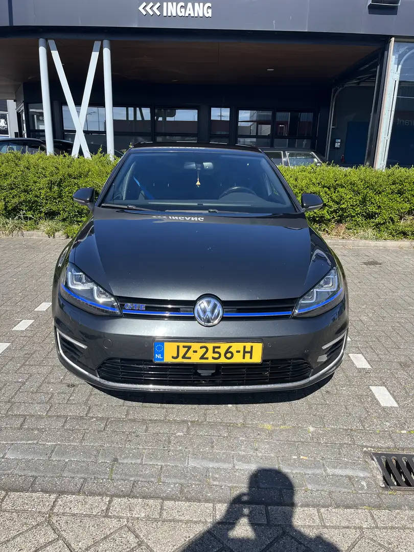 Volkswagen Golf Golf 7 GTE - 205pk - Stoel verw - Blauwe Gordels Grijs - 1