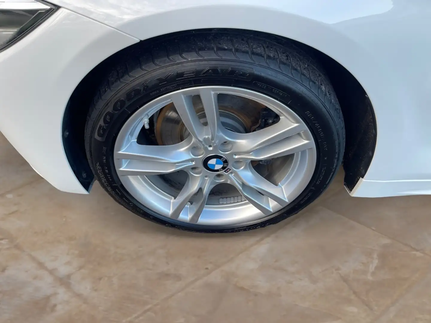 BMW 430 d Cabrio M Sport + GARANTIE Weiß - 2