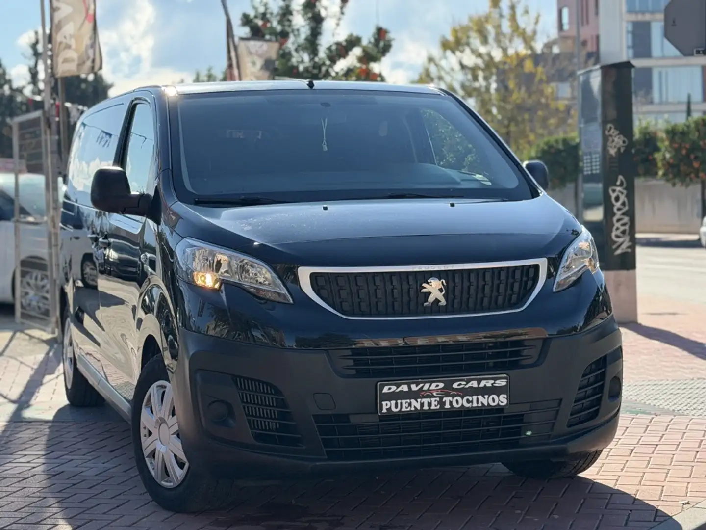 Peugeot Traveller 1.5BlueHDI Active Compact 120 Noir - 2