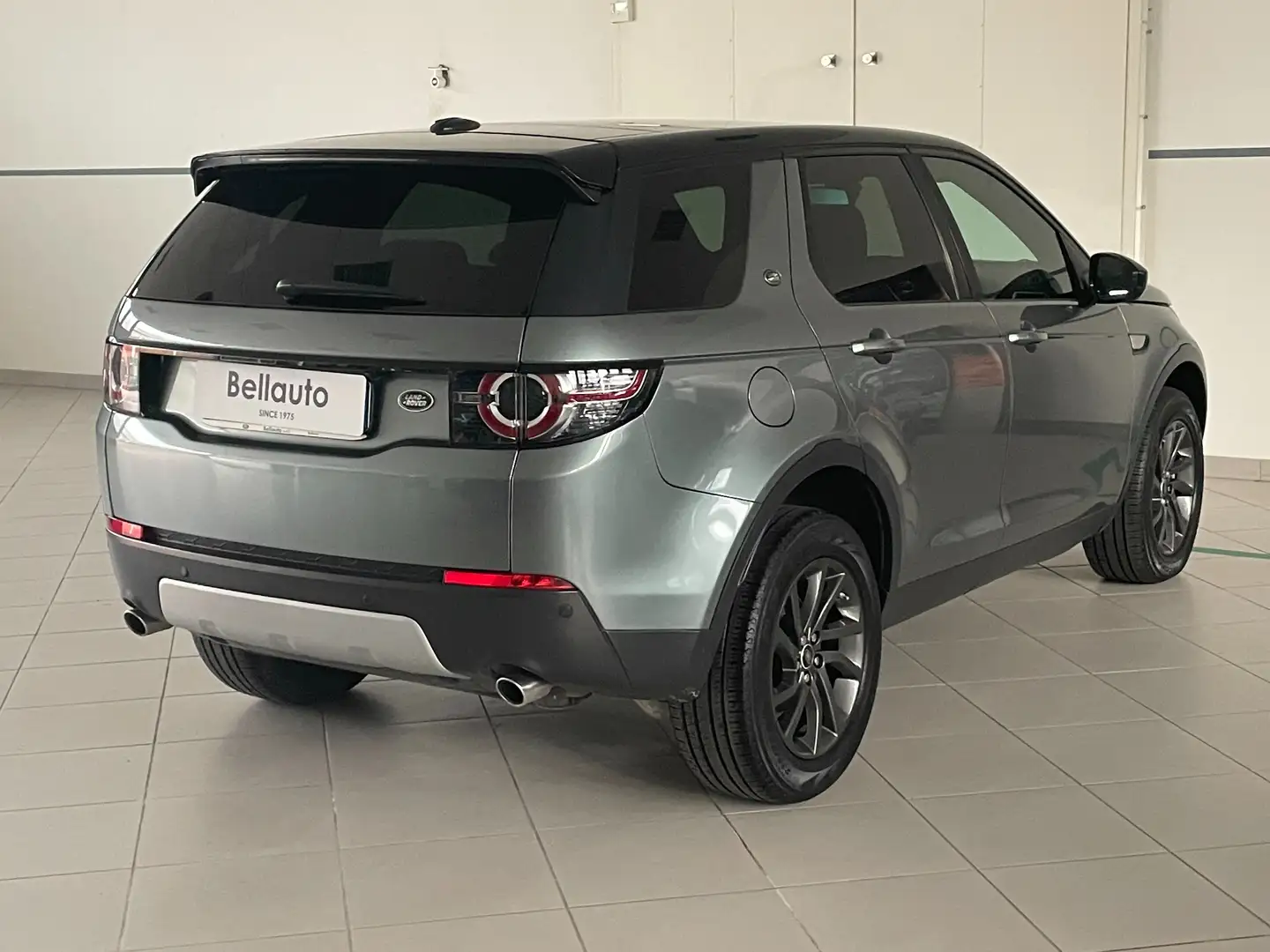 Land Rover Discovery Sport 2.2 TD4 150CV HSE AWD Auto Grigio - 2