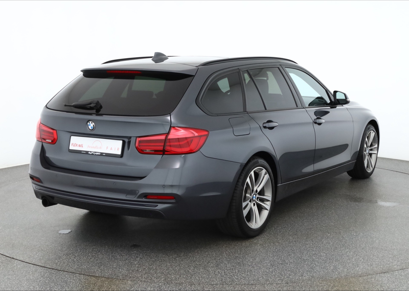BMW 318 318i Touring Sport Line Panorama Navi Leder PDC — photo 5
