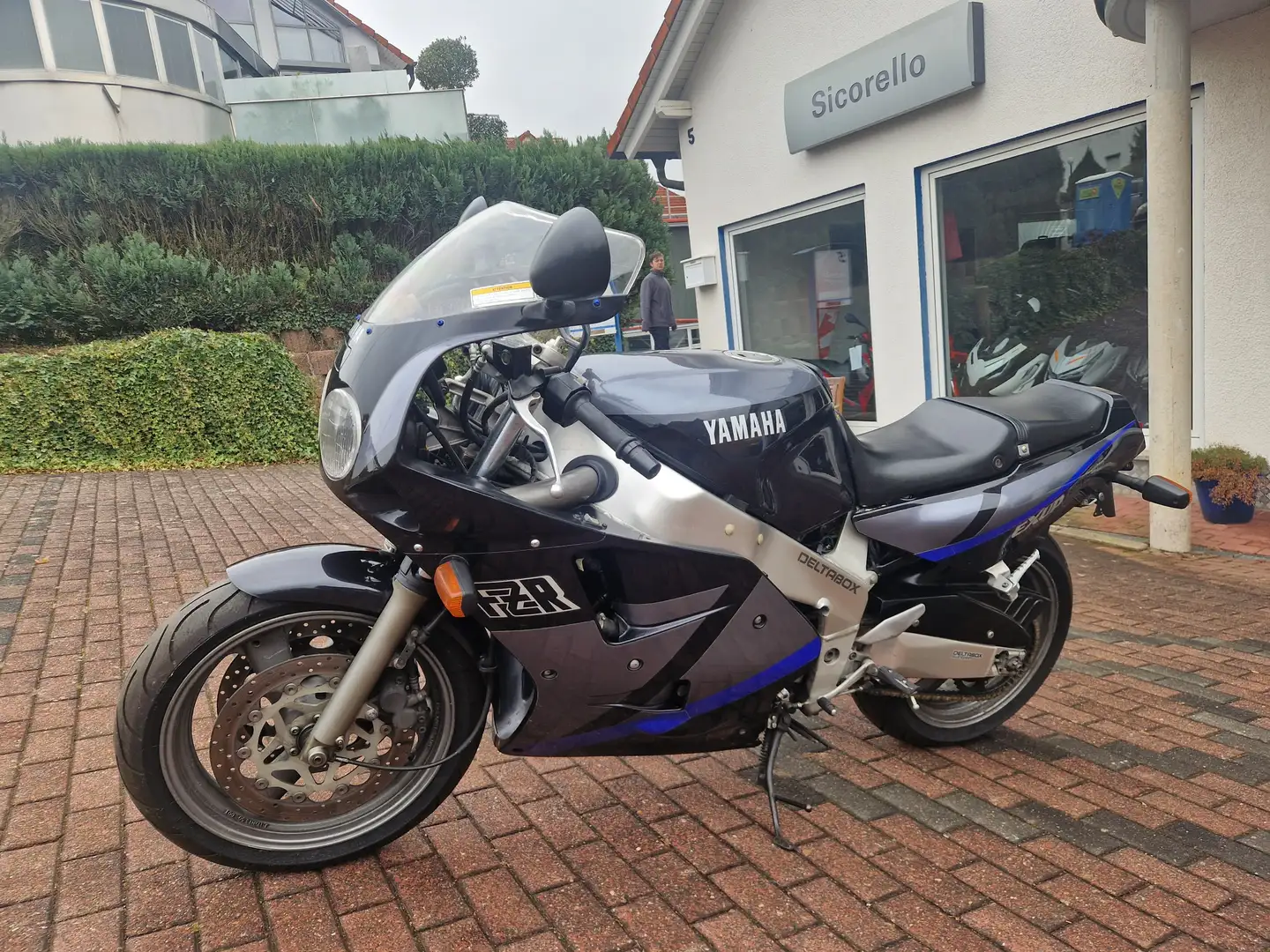 Yamaha FZR 1000 EXUP original gepflegt  HU/Inspektion NEU Negro - 2