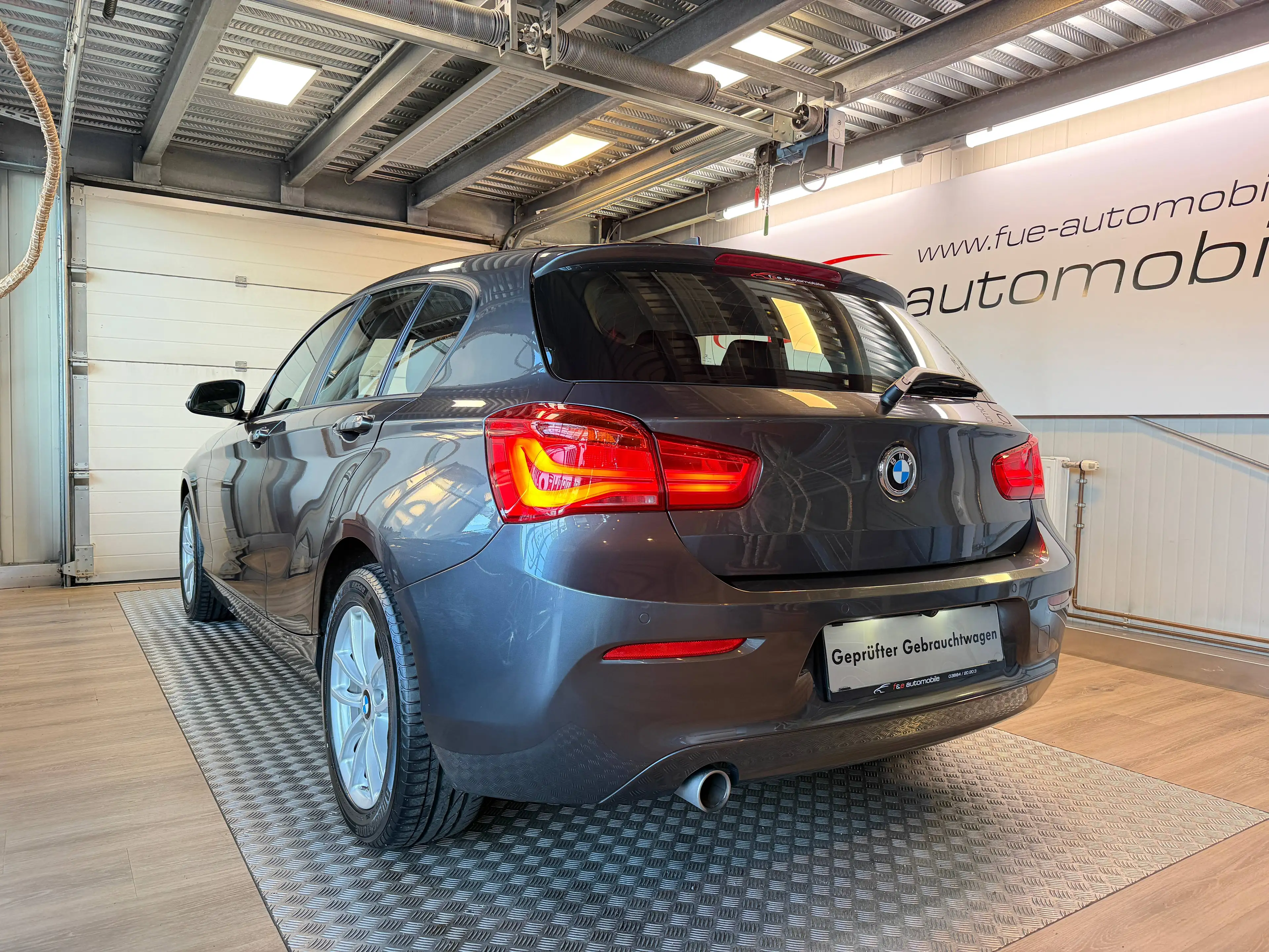 BMW 114 BMW 1er - 114 d Vorteil — photo 8