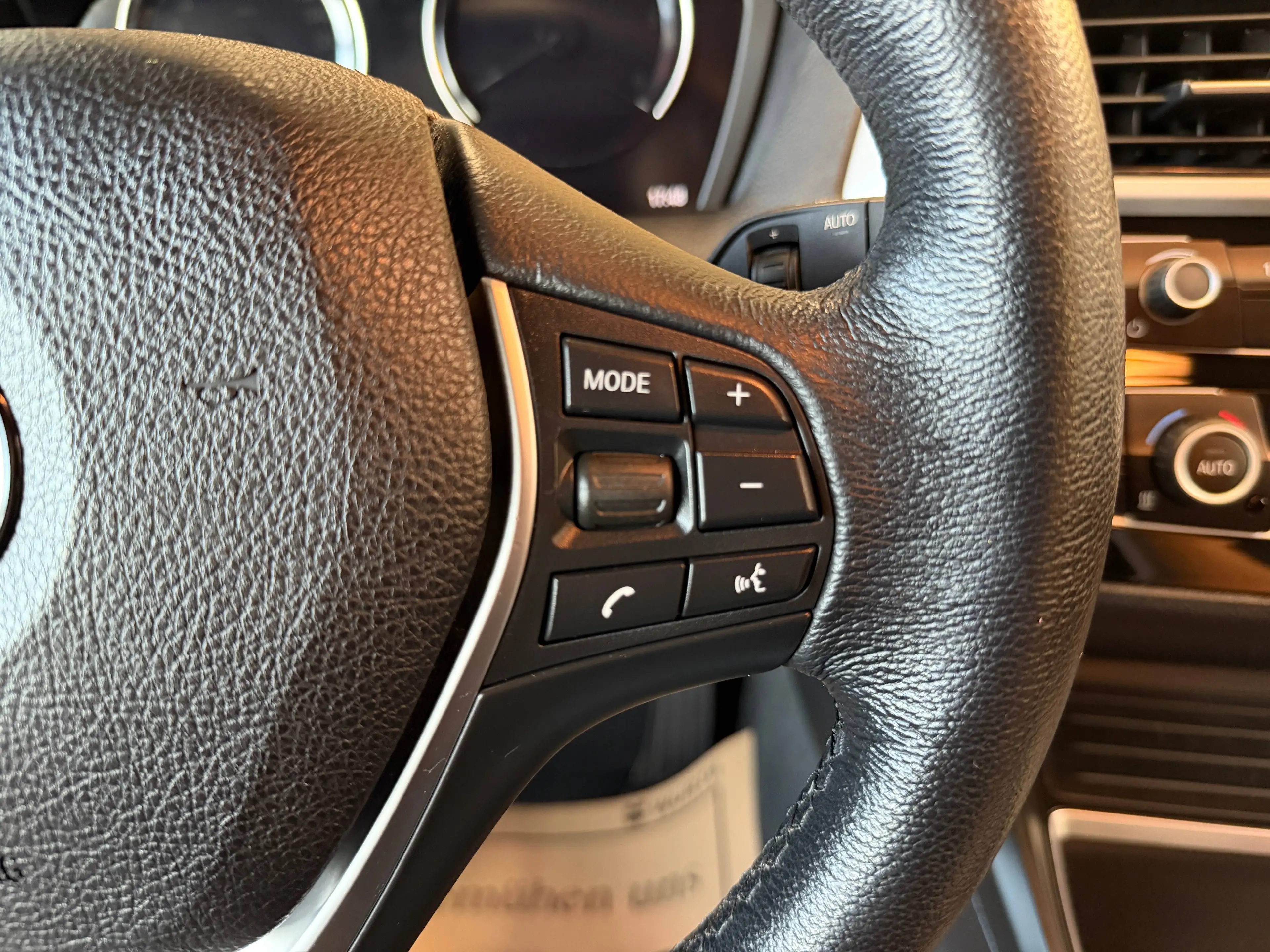 BMW 114 BMW 1er - 114 d Vorteil — photo 15
