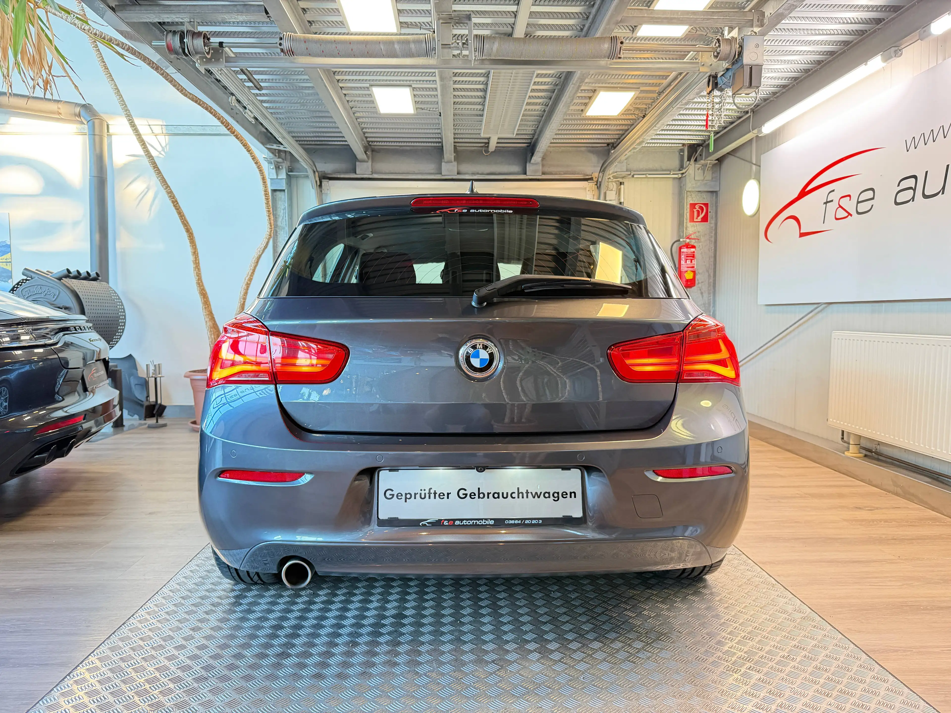 BMW 114 BMW 1er - 114 d Vorteil — photo 9