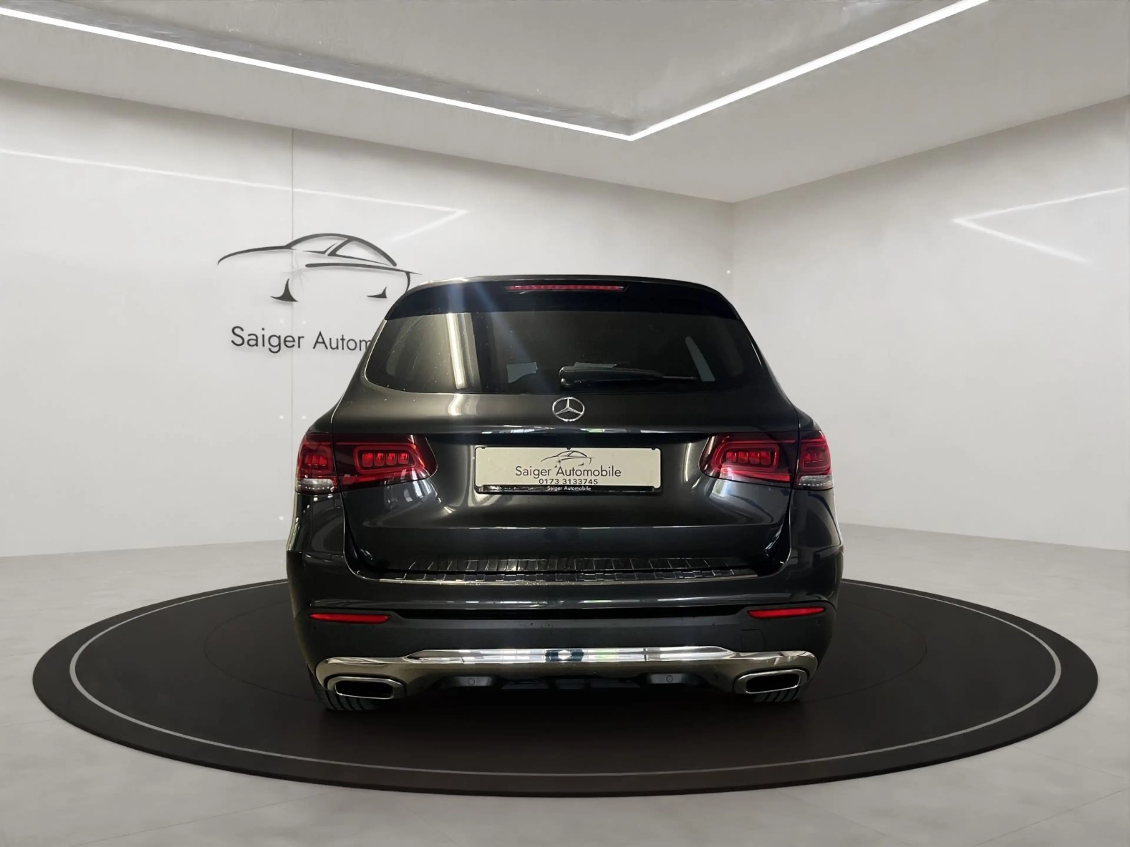 Mercedes-Benz GLC 200 4Matic/AMG Line/Shz/Navi/Sch/Pano — photo 6