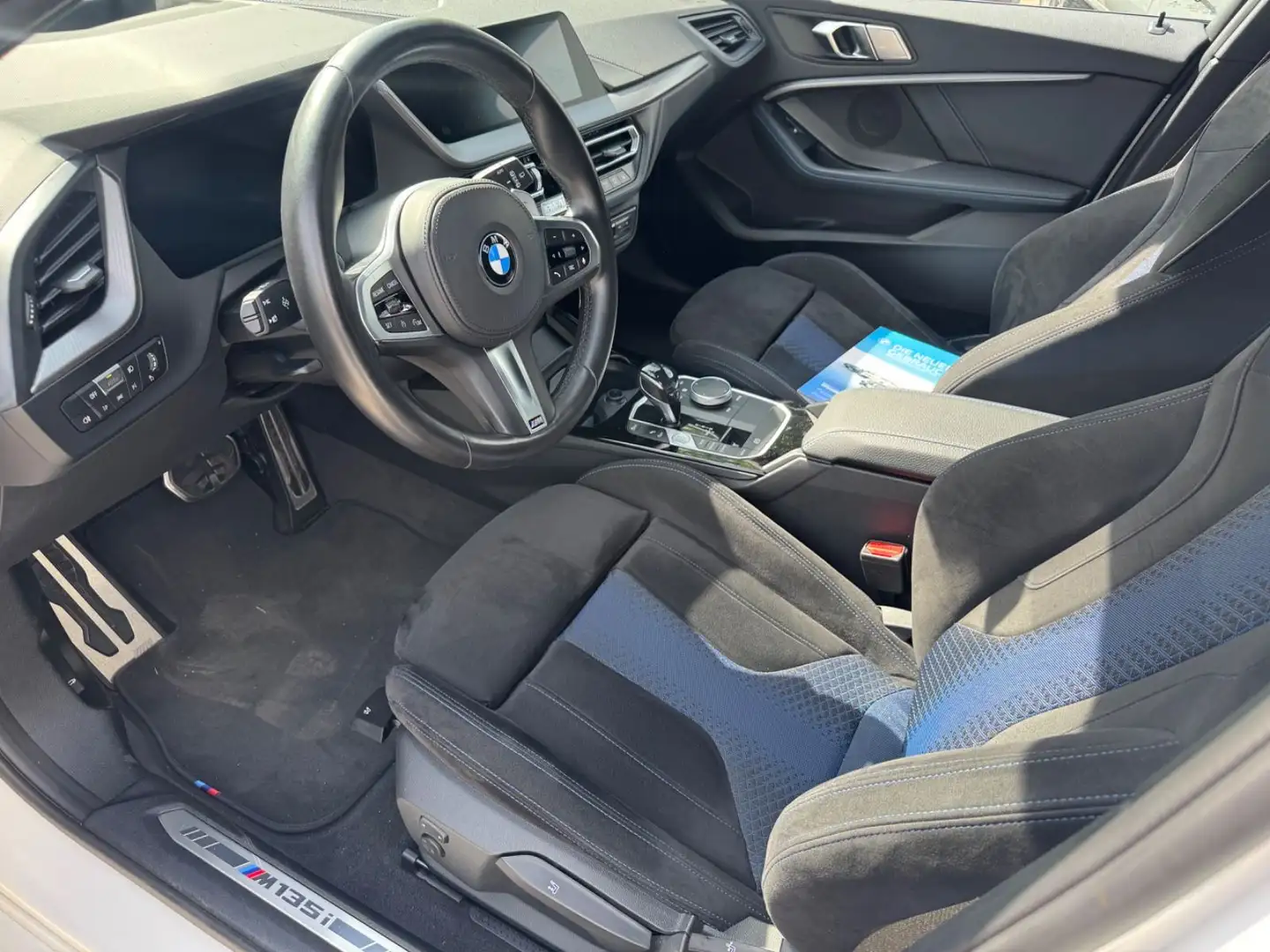 BMW 135 i xDrive Weiß - 2